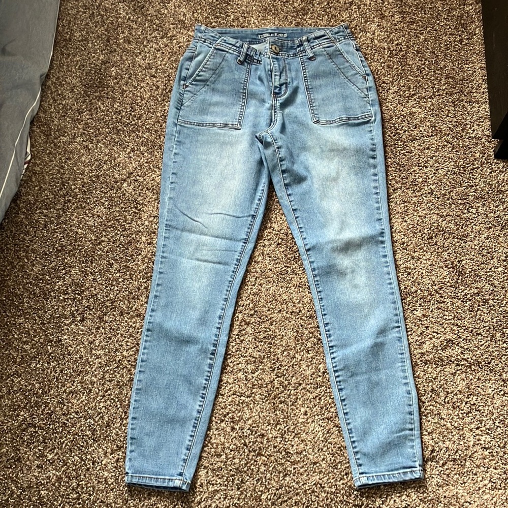 Maurice’s Light Wash Skinny Jeans Size M